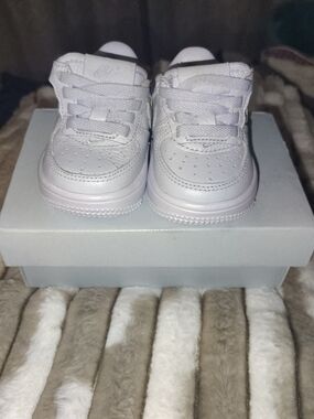 Nike Kids White Leather Sneakers - Toddler Low Top